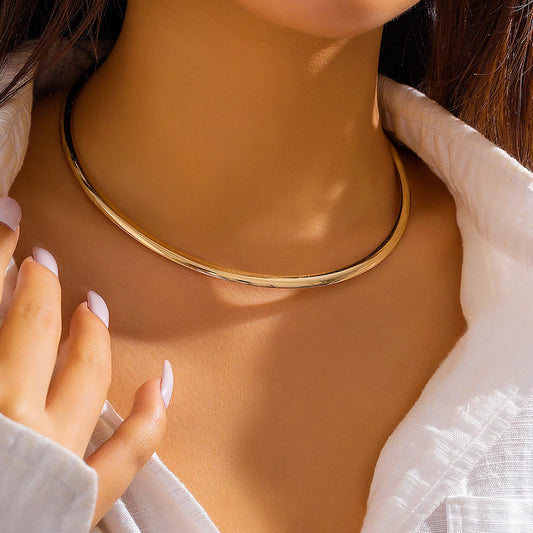 The Vela Necklace
