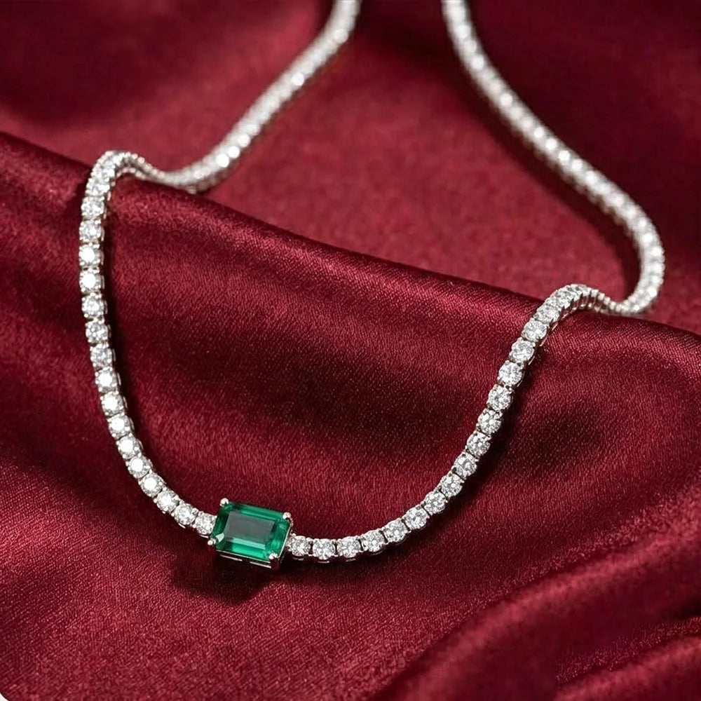 The Emeralda Necklace