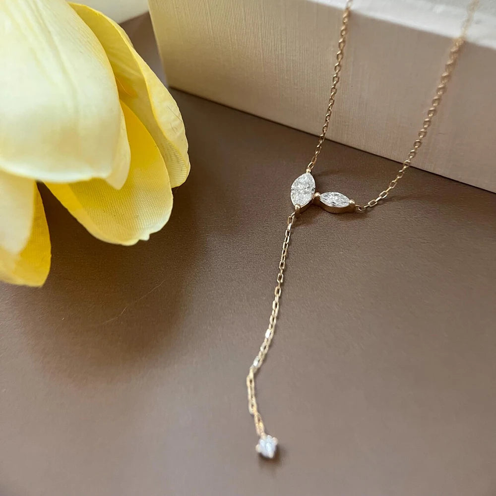 The Elara Necklace