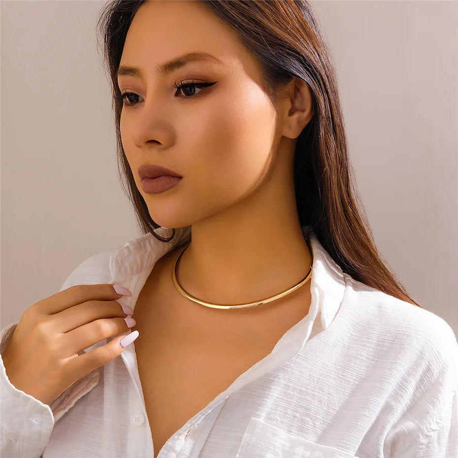The Vela Necklace