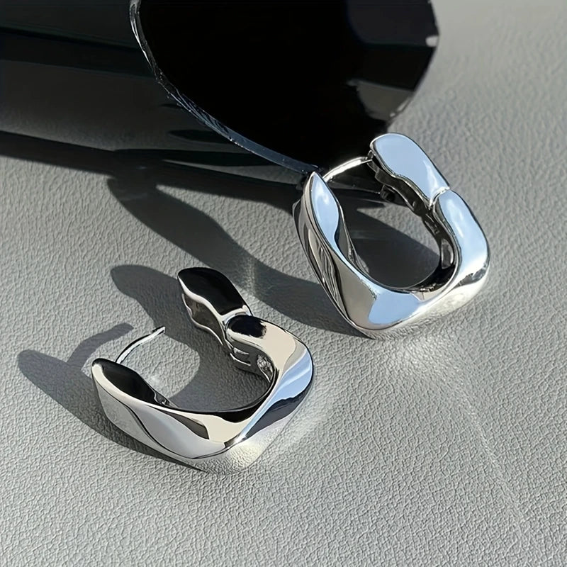 The Arlo Earrings